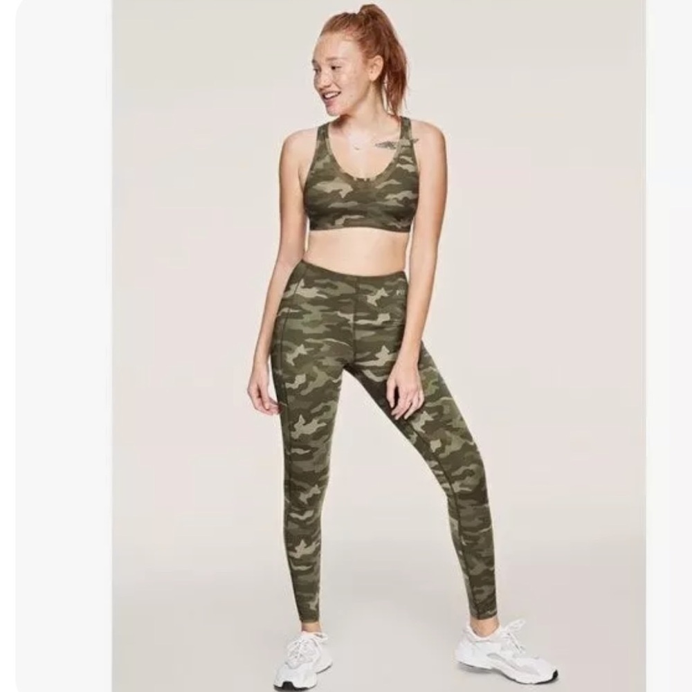 PINK Active By Victoria’s Secret High Rise Camouflage Leggings